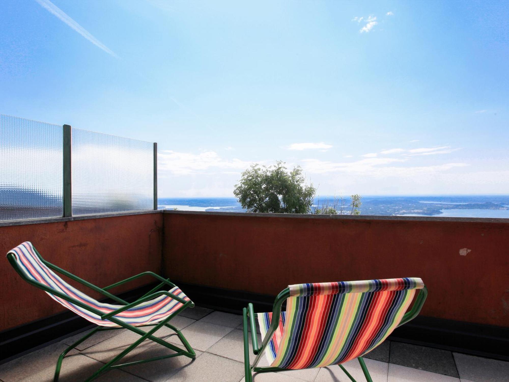 Hotel Funivia Laveno-Mombello Quarto foto