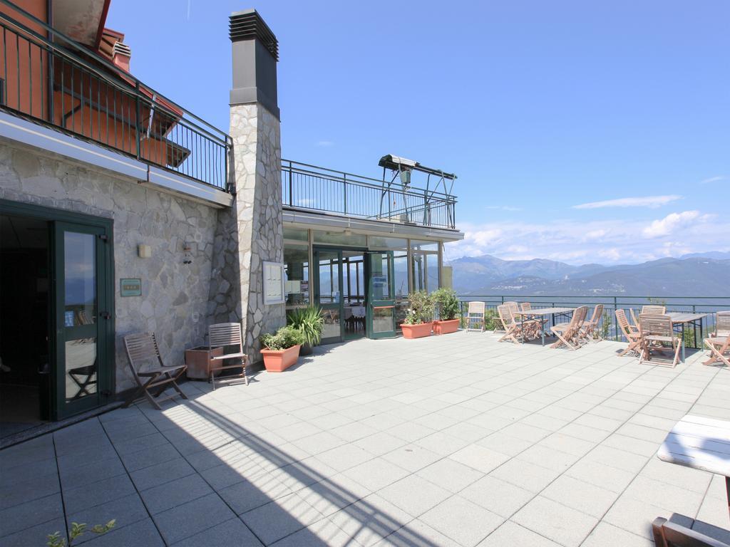 Hotel Funivia Laveno-Mombello Exterior foto
